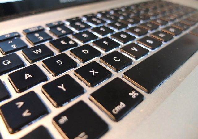 MacBook Pro Keyboard - Image by Robin Wolff