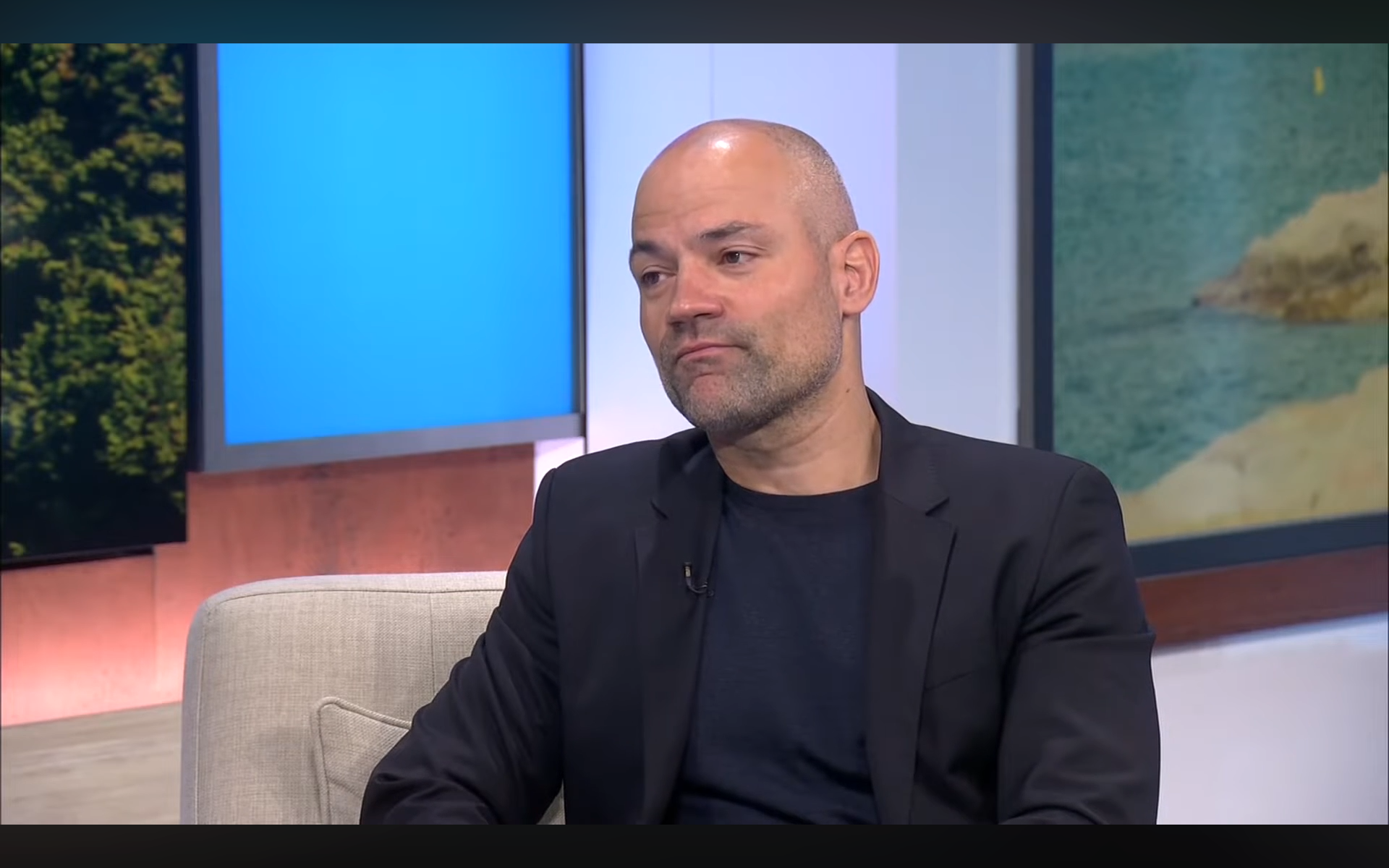 Reddit Hires Ex-GroupM CEO Sharb Farjami to Head Agency Ad Sales, Eyes 84% Revenue Boost