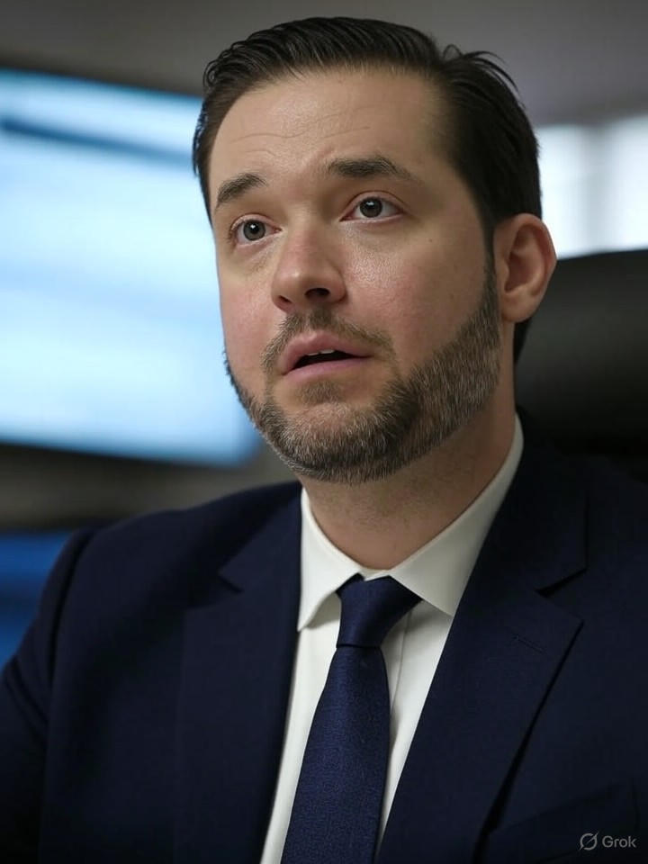 Reddit Cofounder Warns of ‘Dead Internet’ Dominated by Bots and AI