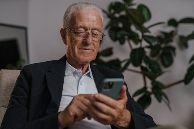 Smartphone Features for Seniors