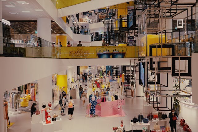Retail Cleaning and Shopper Experience: Business Value in London