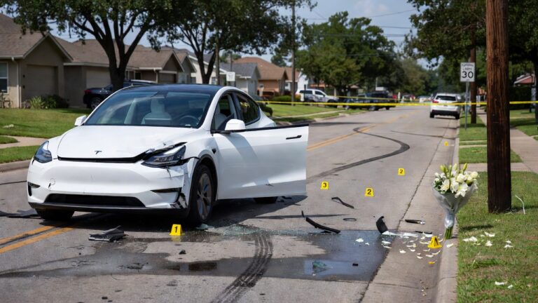 Tesla’s FSD Faces Fresh Scrutiny After Texas Crash Data Reveals Driver Override at Full Throttle